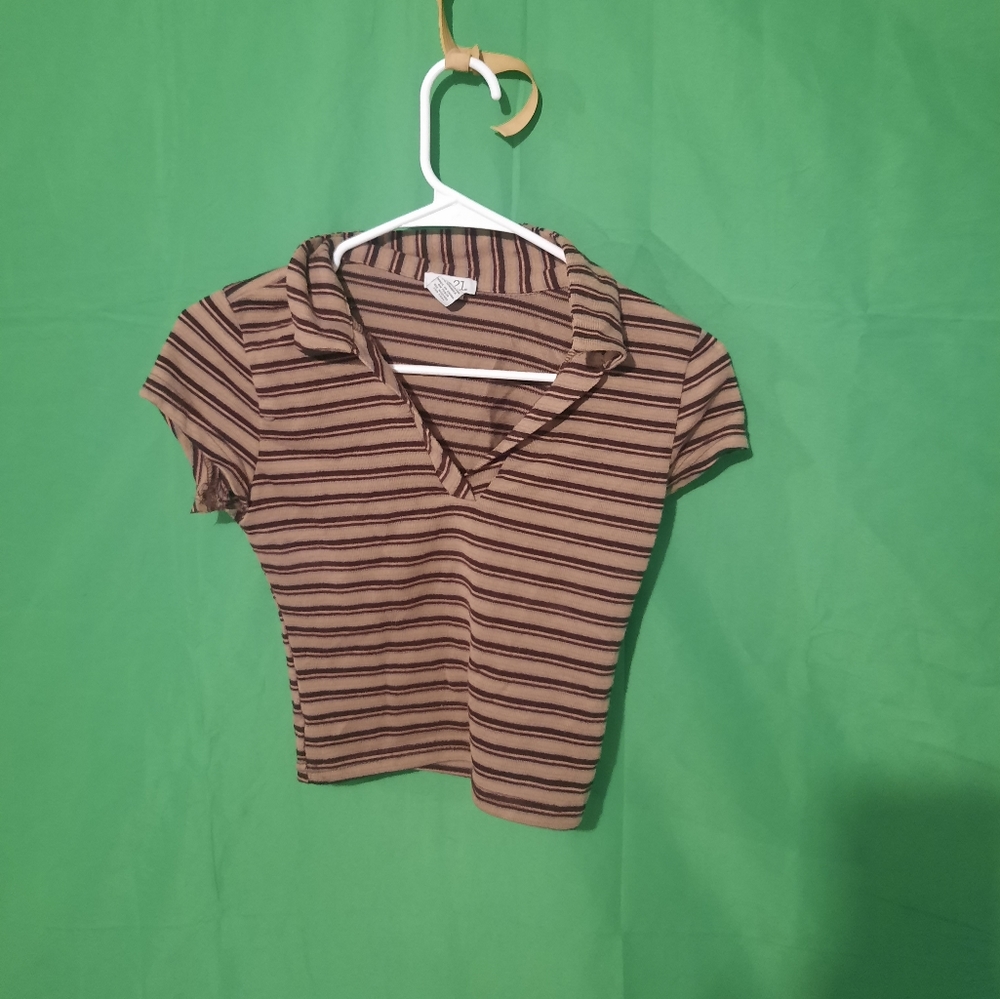 Brown crop top